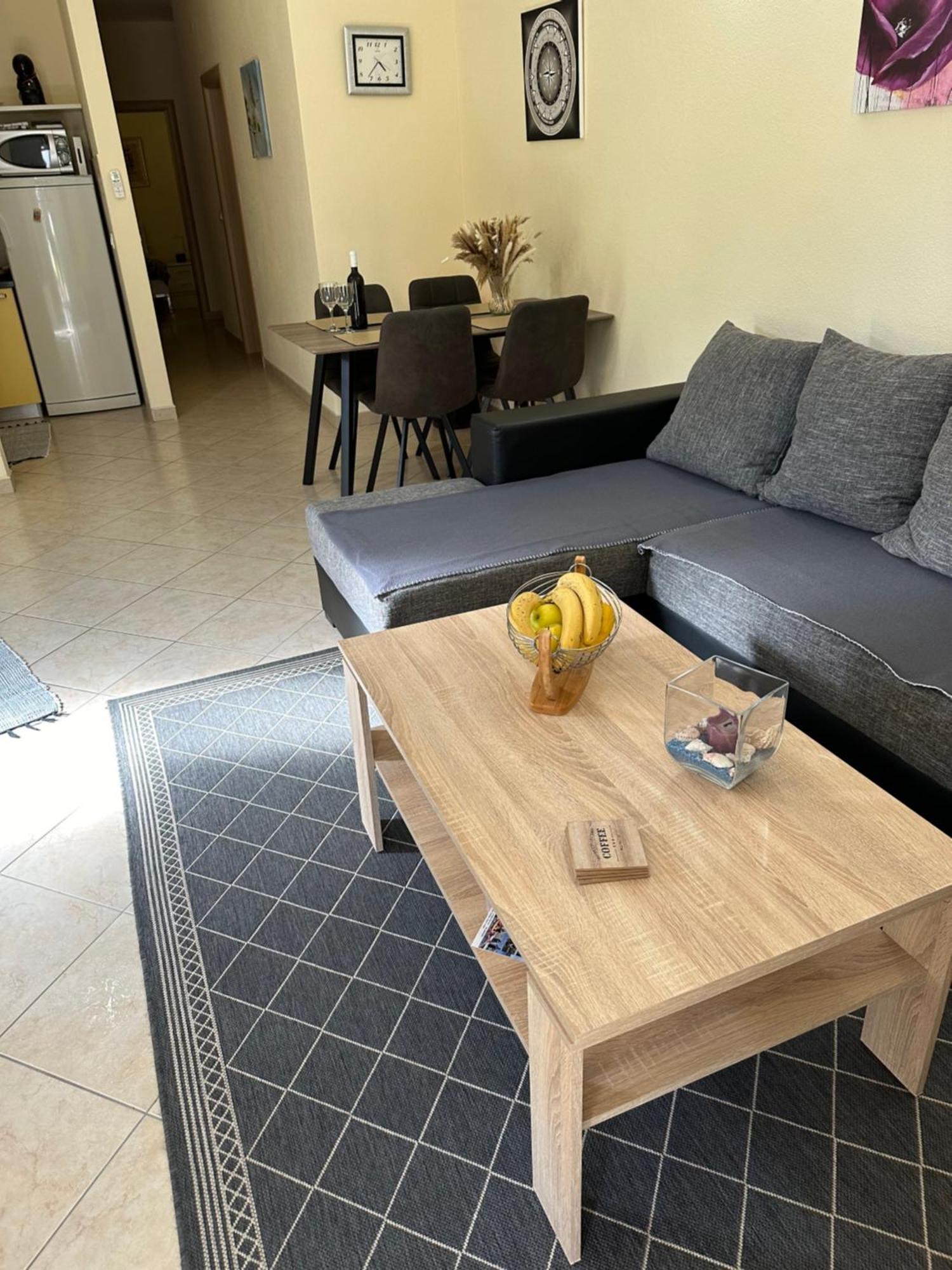 Apartmani Dora I Kati Оребич Екстер'єр фото
